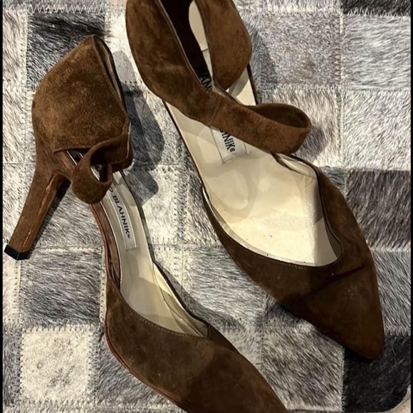 Manolo Blahnik Shoes - MANOLO BLAHNIK Brown Suede Heels